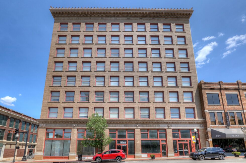 6th and Main Street, 808 Joplin, MO 64801 Best Real Estate Agency