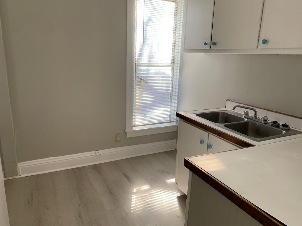 824 S Moffet Avenue 3, Joplin, MO 64804 Best Real Estate Agency