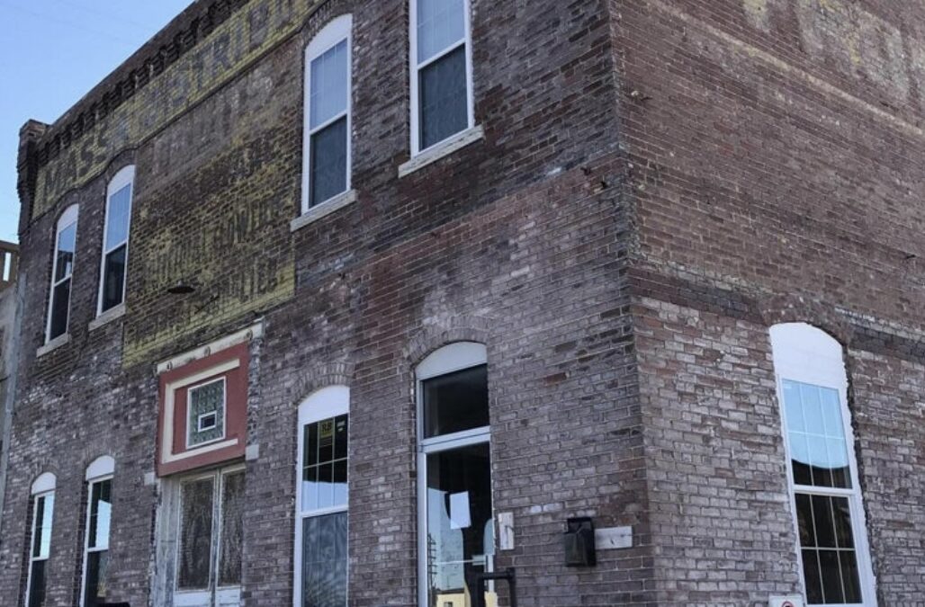 215 Commercial Alley 2B, Joplin, MO 64801