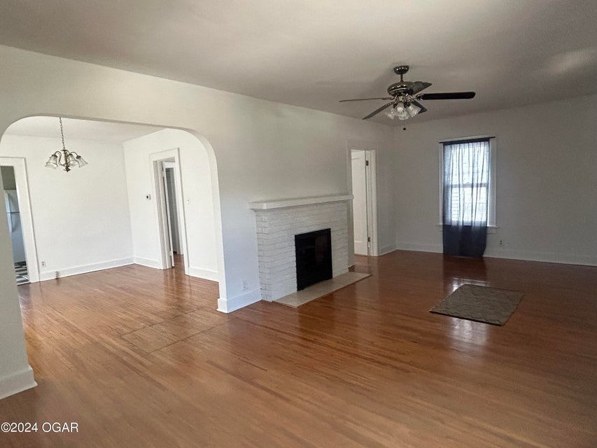 3030 S Wall Avenue, Joplin, Mo 64804 Best Real Estate Agency