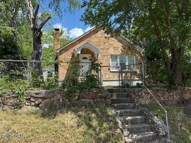 2631 E. Vandalia Street Joplin, MO 64801