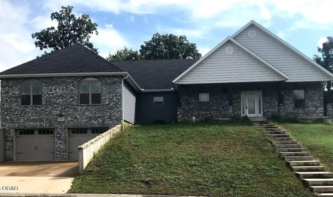 322 Tee Lane Carl Junction, MO 64834